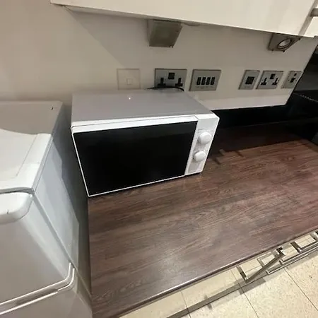 Luxury Studio Bradford Apartment