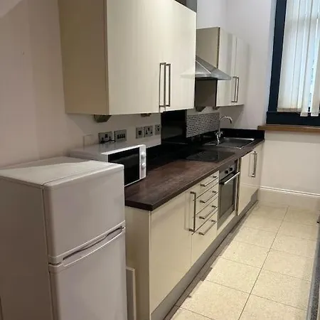 Luxury Studio Bradford Apartment